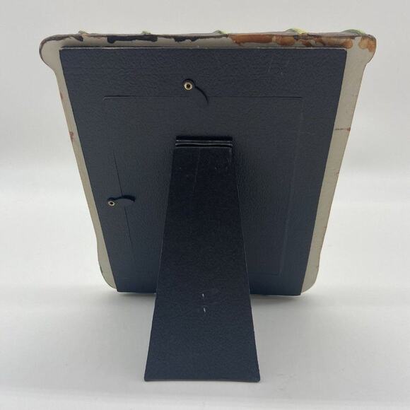 Vintage Decorative Easter Bunnies Grass 3D Self Standing Photo Frame 5X7 - Picture 3 of 4